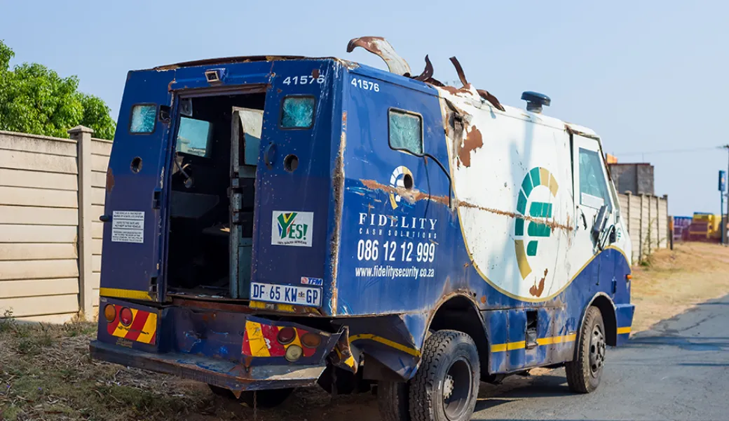 Attempts to Attack and Loot the
                              Cash Vehicle by Taking a Detours